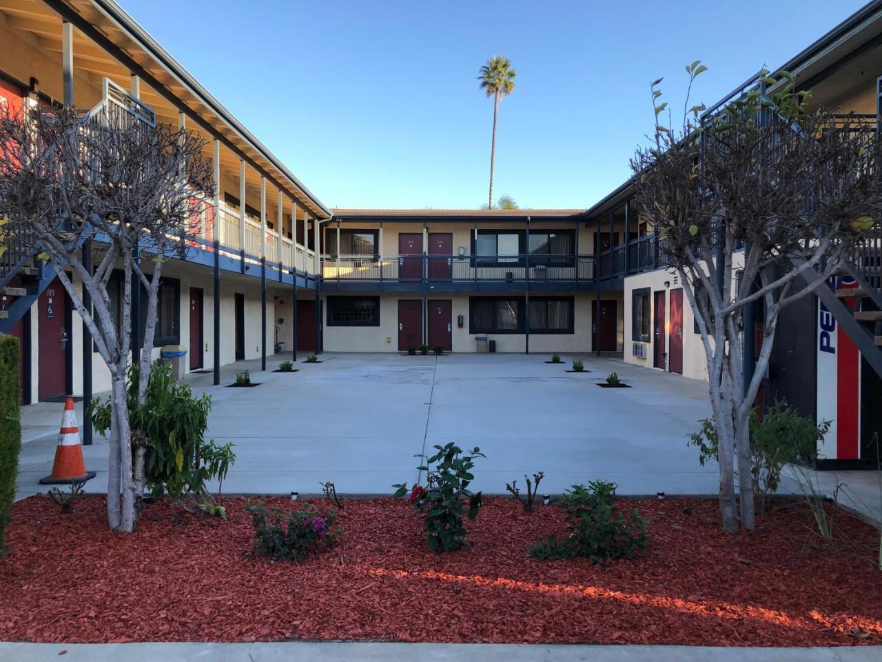 Luxury 2* Norwalk